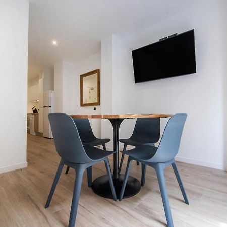 Vlc Host- Eixarchs Apartment Валенсия Екстериор снимка