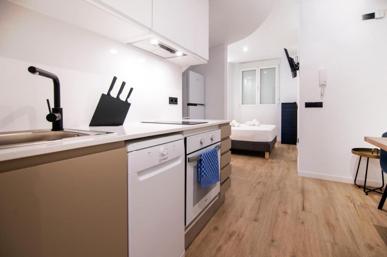 Vlc Host- Eixarchs Apartment Валенсия Екстериор снимка