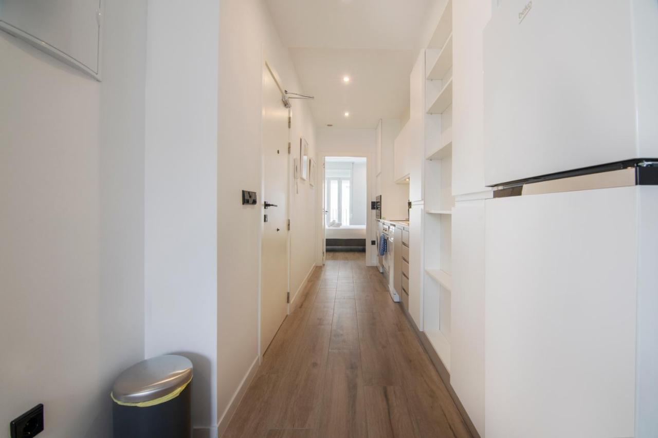 Vlc Host- Eixarchs Apartment Валенсия Екстериор снимка