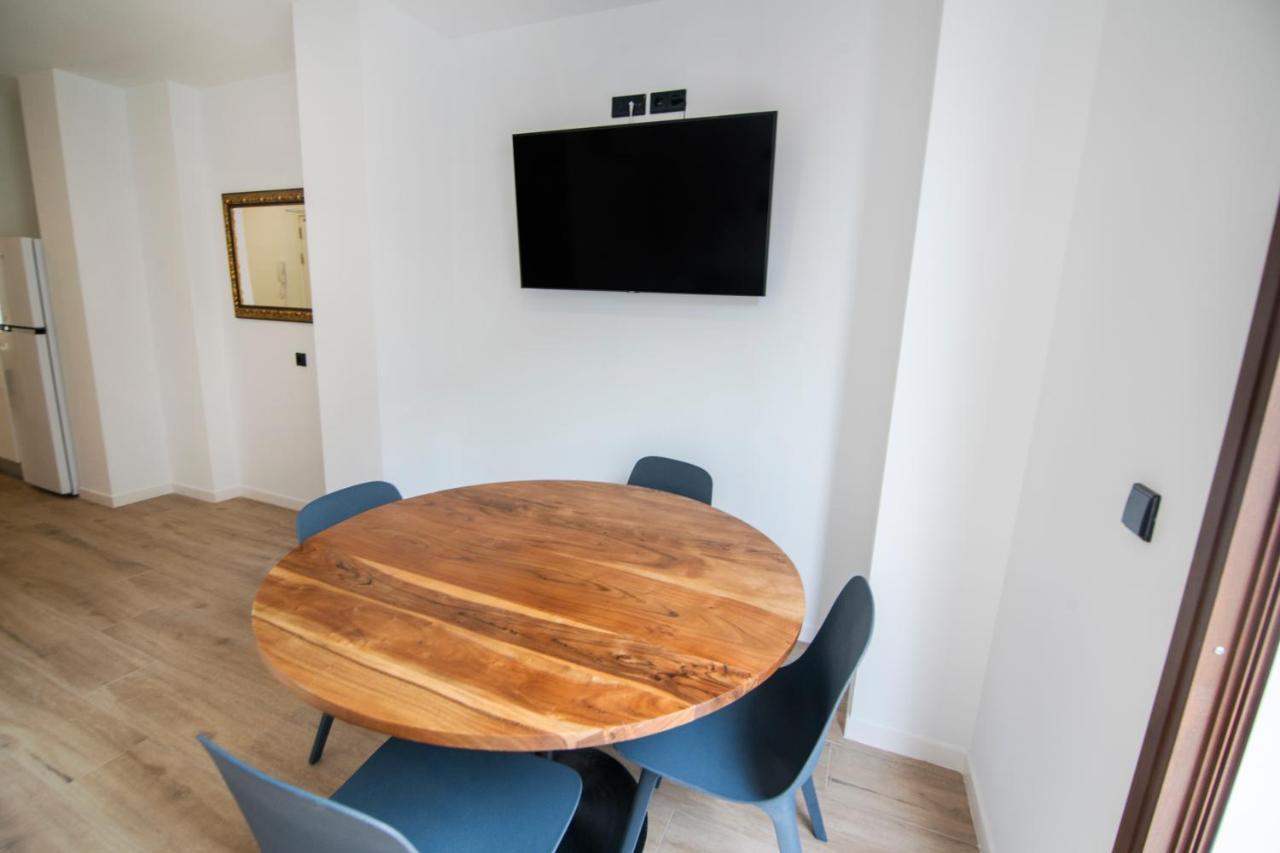 Vlc Host- Eixarchs Apartment Валенсия Екстериор снимка