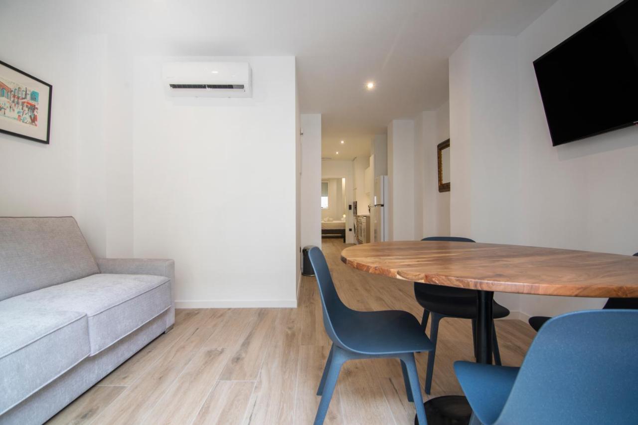 Vlc Host- Eixarchs Apartment Валенсия Екстериор снимка